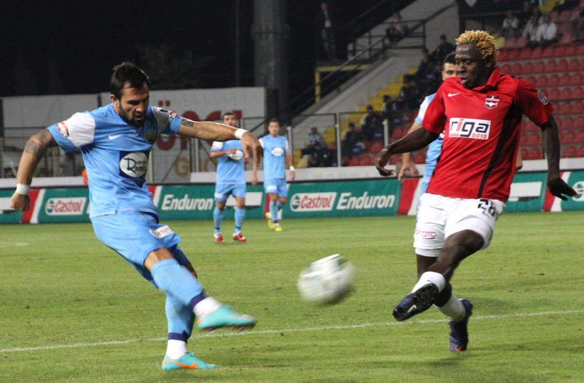 Akhisar Belediyespor, Gaziantepspor: 0 - 0