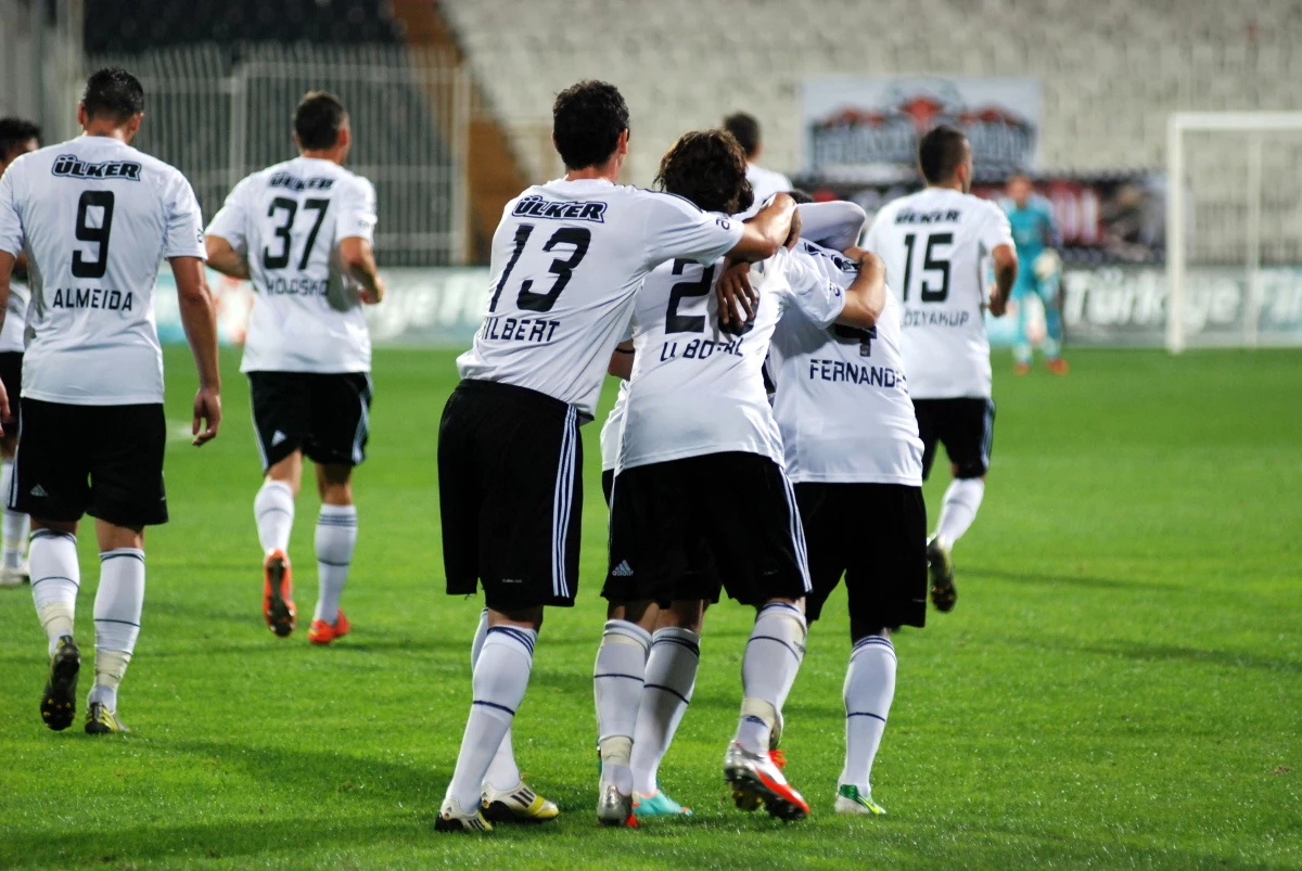 Beşiktaş, Trabzonspor İle Berabere Kaldı