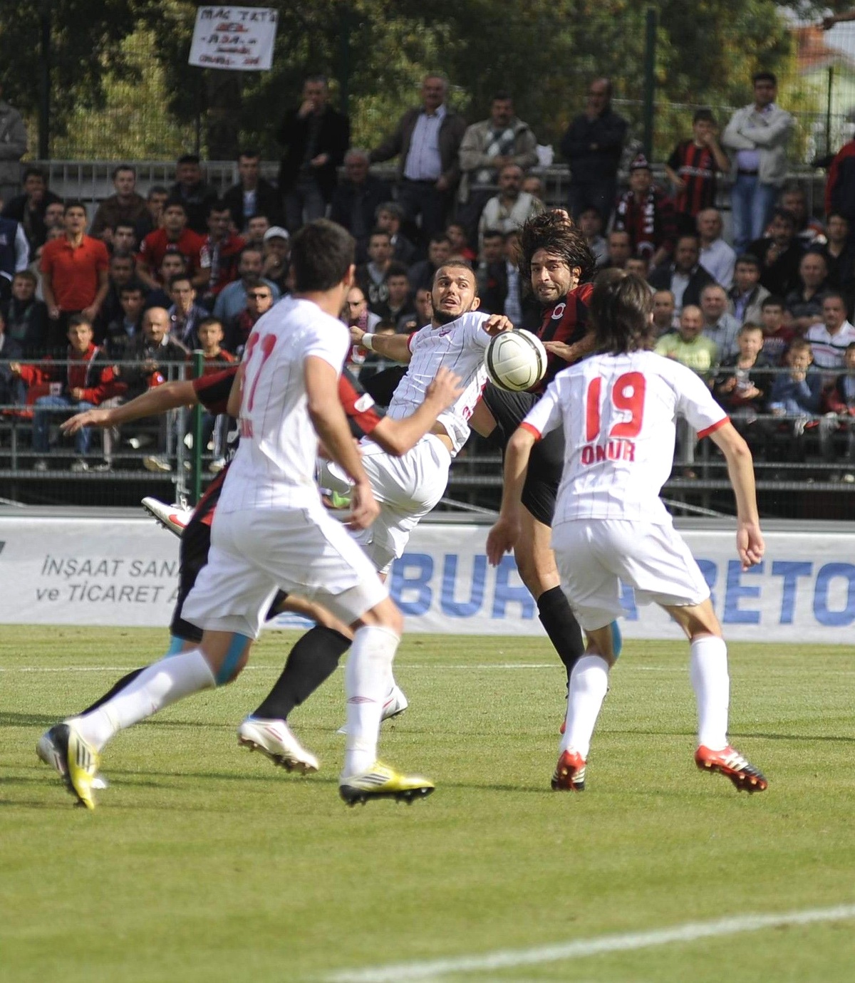 Tki Tavşanlı Linyitspor: 1 - Karşıkaya: 1