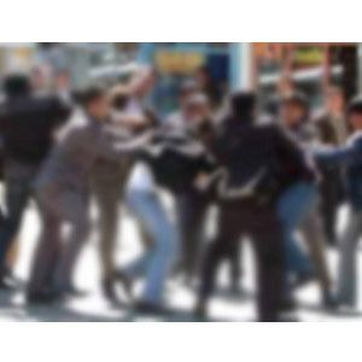 Tunceli\'deki İçkili Restonda Asker-Sivil Gerginliği