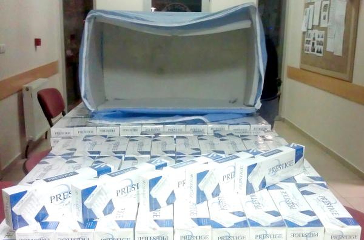 Arama Sırasında \'Çeyiz Eşyası\' Dedi Kaçak Sigara Çıktı