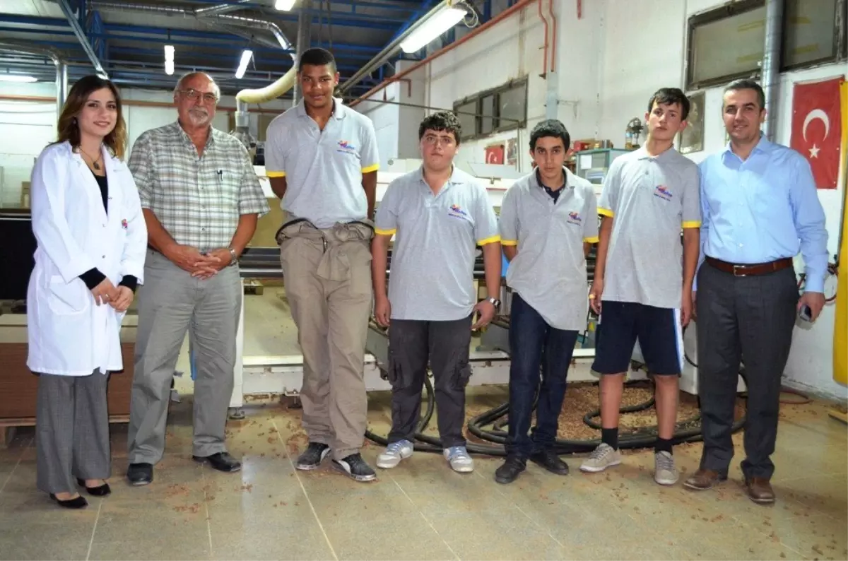 Avrupa\'ya İlk Mobilyacıları Gönderiyoruz