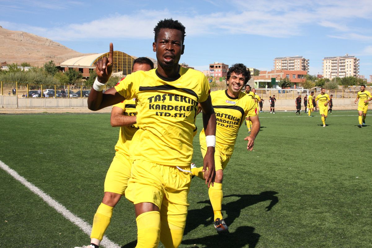 Erganispor Liderliği Sürdürüyor