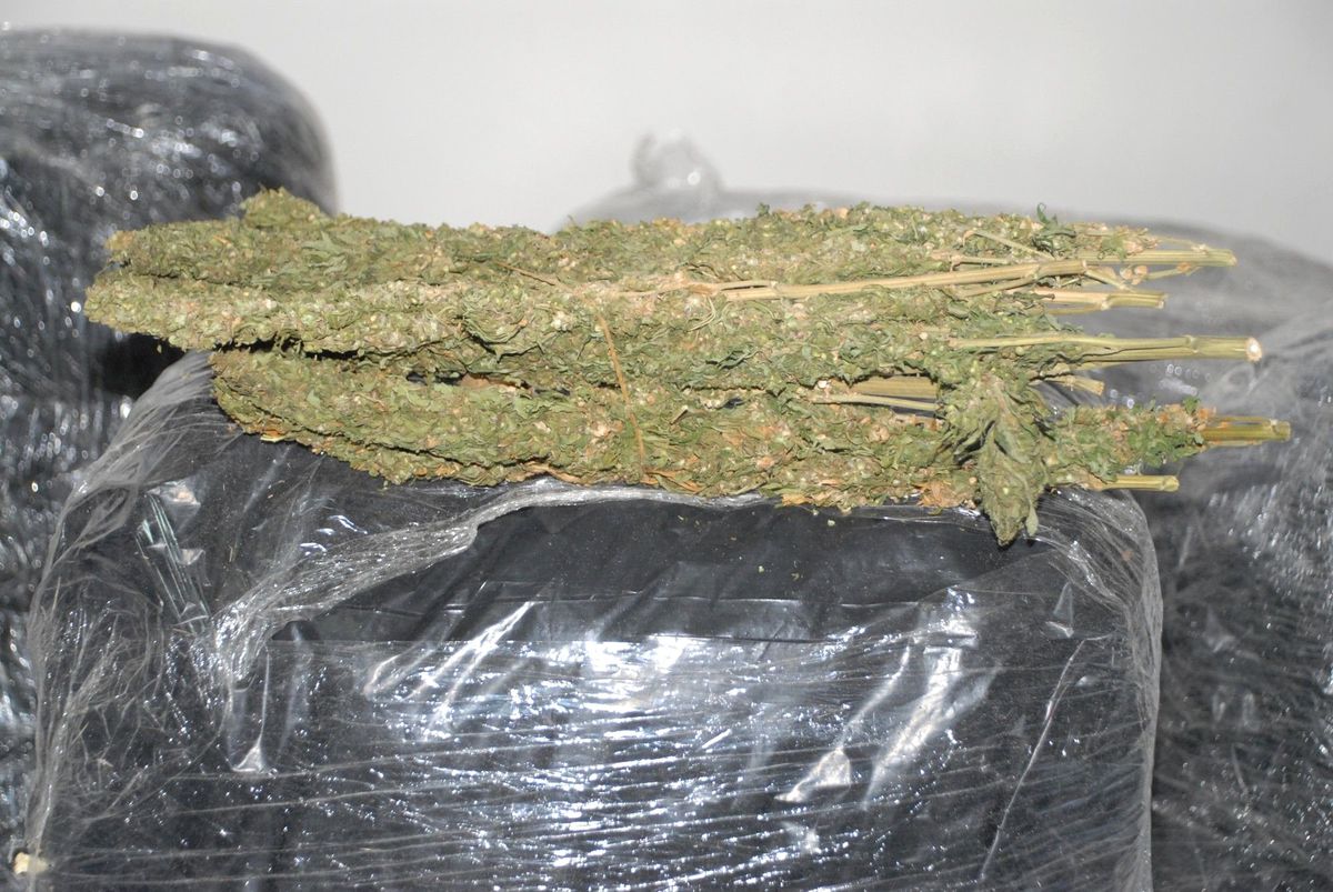 Batman\'da 21 Kilo 700 Gram Esrar Ele Geçirildi