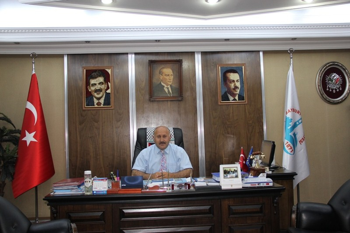 Belediye Başkanı Polat\'tan Cumhuriyet Bayramı Mesajı