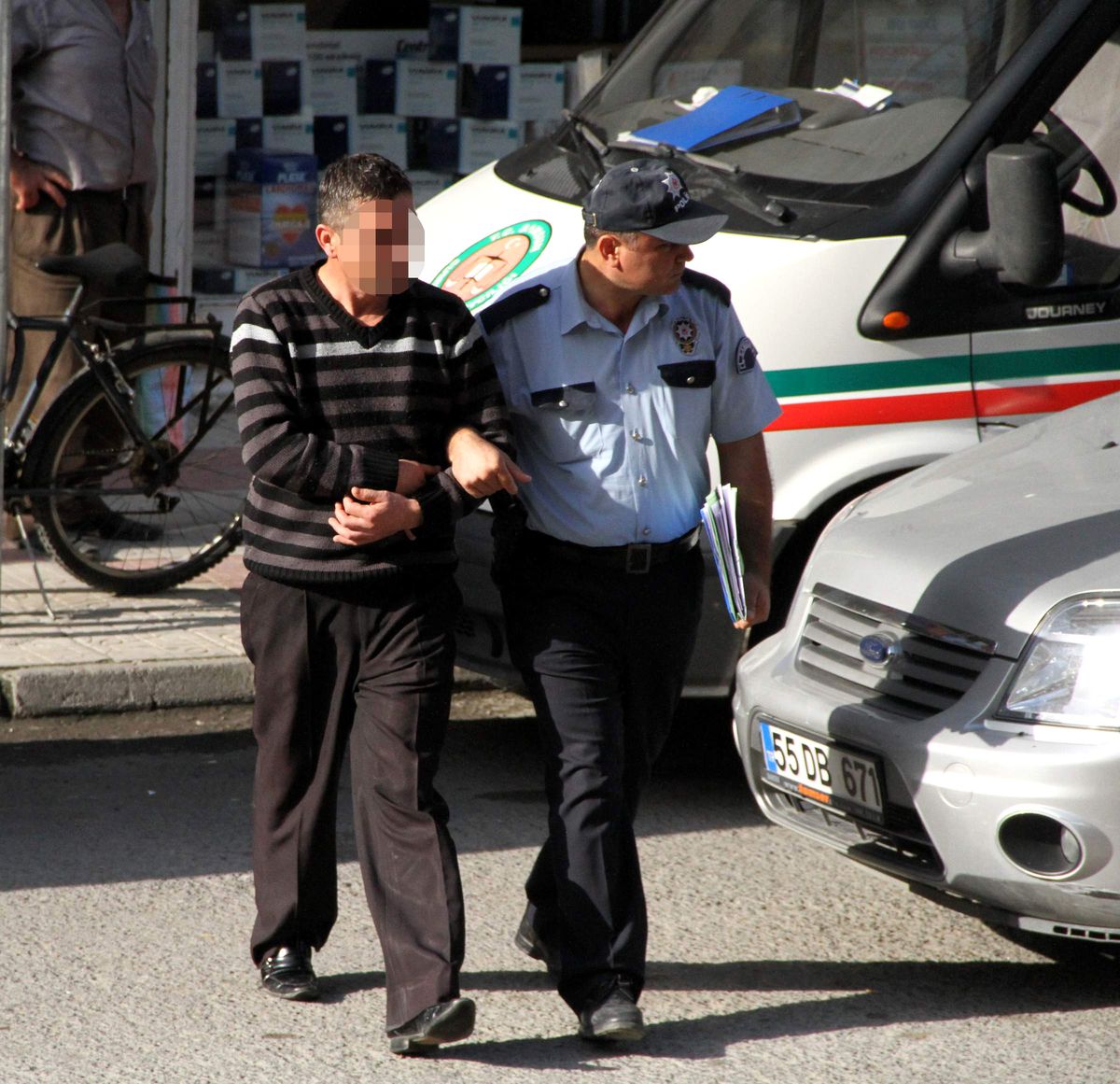 \'Bıçak Çekme\' İddiasına Gözaltı