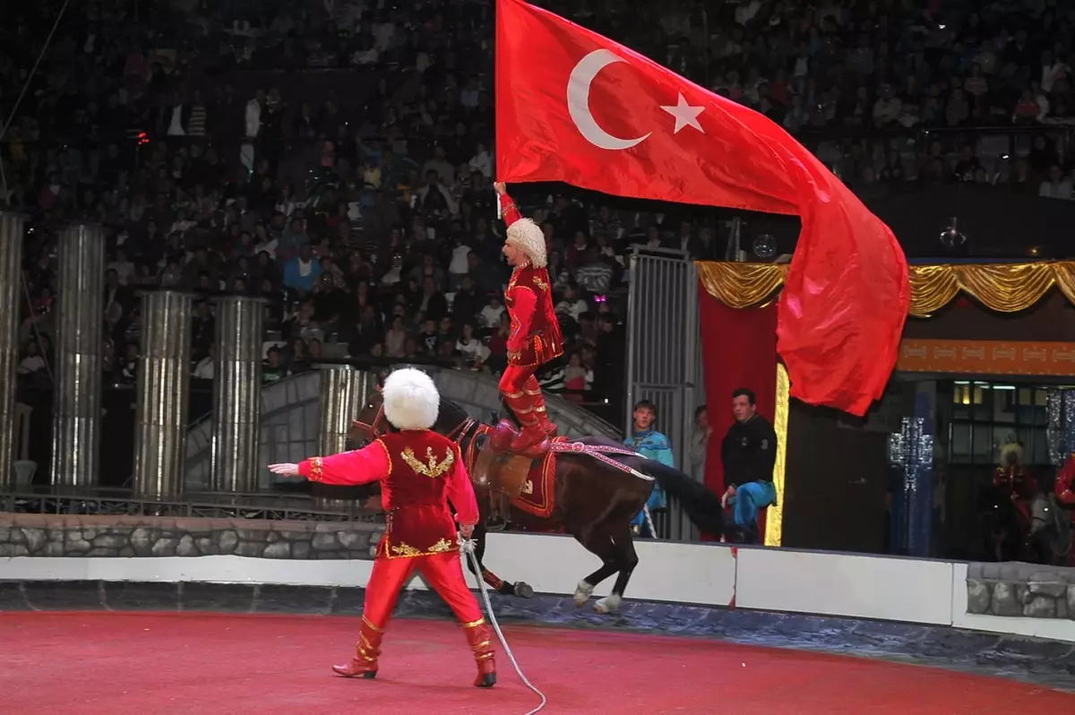 Büyük Ankara Sirki\'ne Ücretsiz Otobüs Seferleri