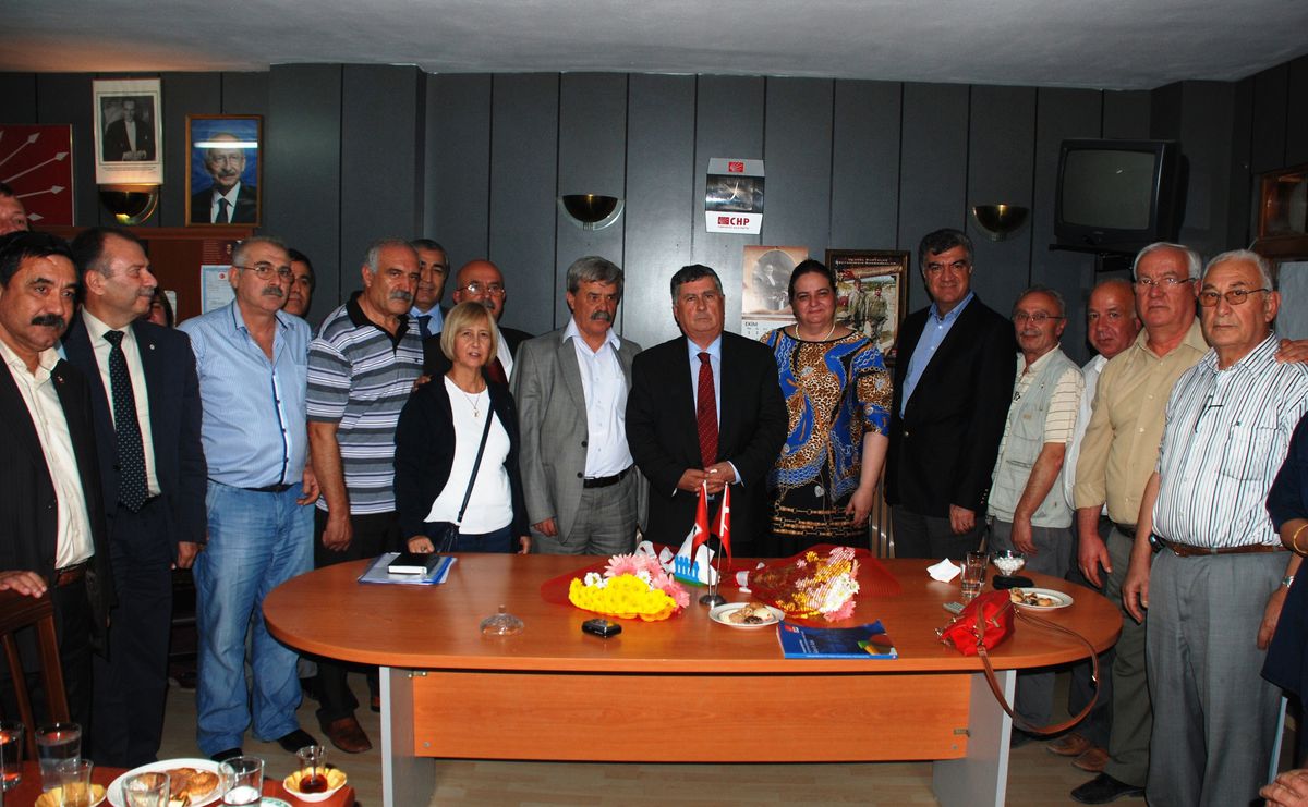 CHP Üst Yönetimi Dikili\'de