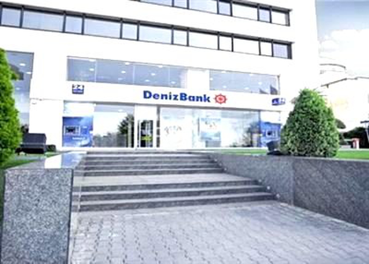 Denizbank Atm\'lerinde Görüntülü Hizmet Dönemi