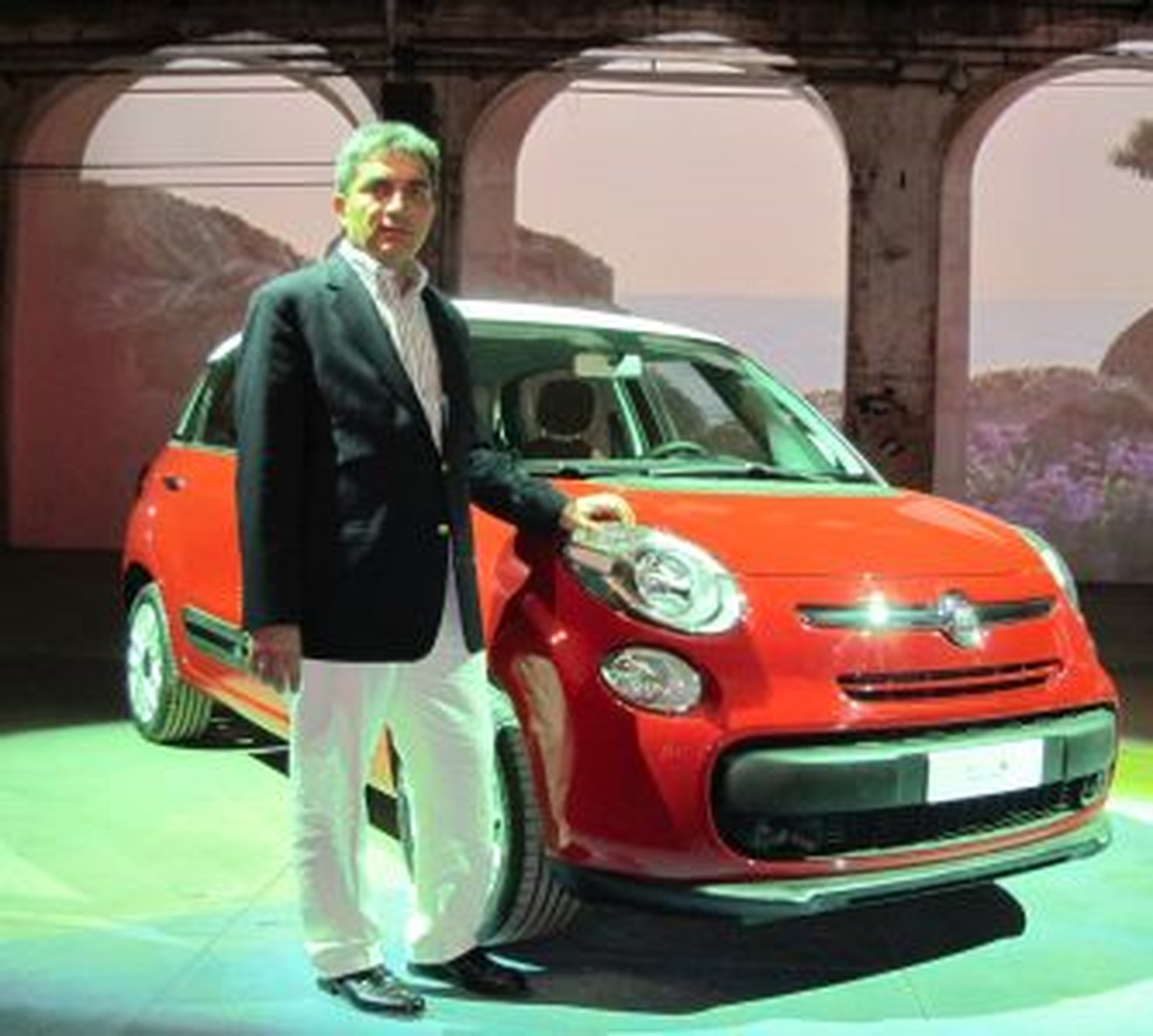 Fiat, Büyük 500'le Fuarda Boy Gösterecek!