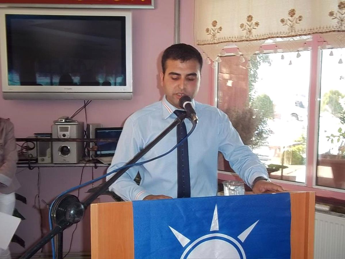 Gençlerden Başbakana Tam Destek