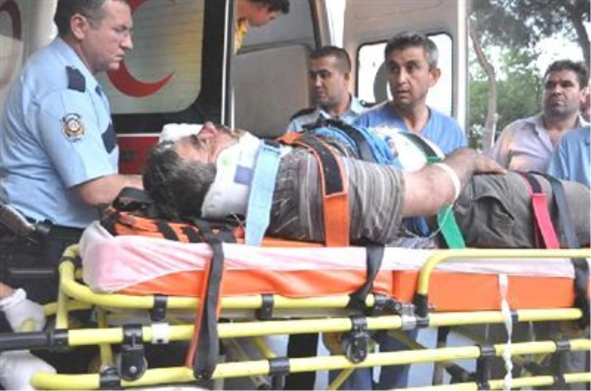 İzmir\'de Trafik Kazaları: 2 Ölü