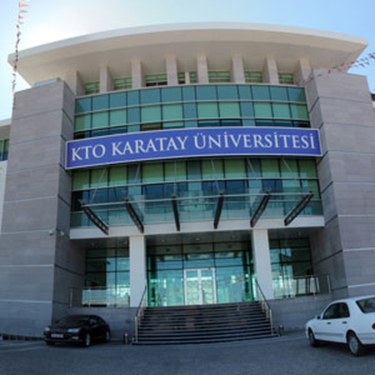Kto-Karatay Üniversitesi Güzel Sanatlar Fakültesi Kapatıldı