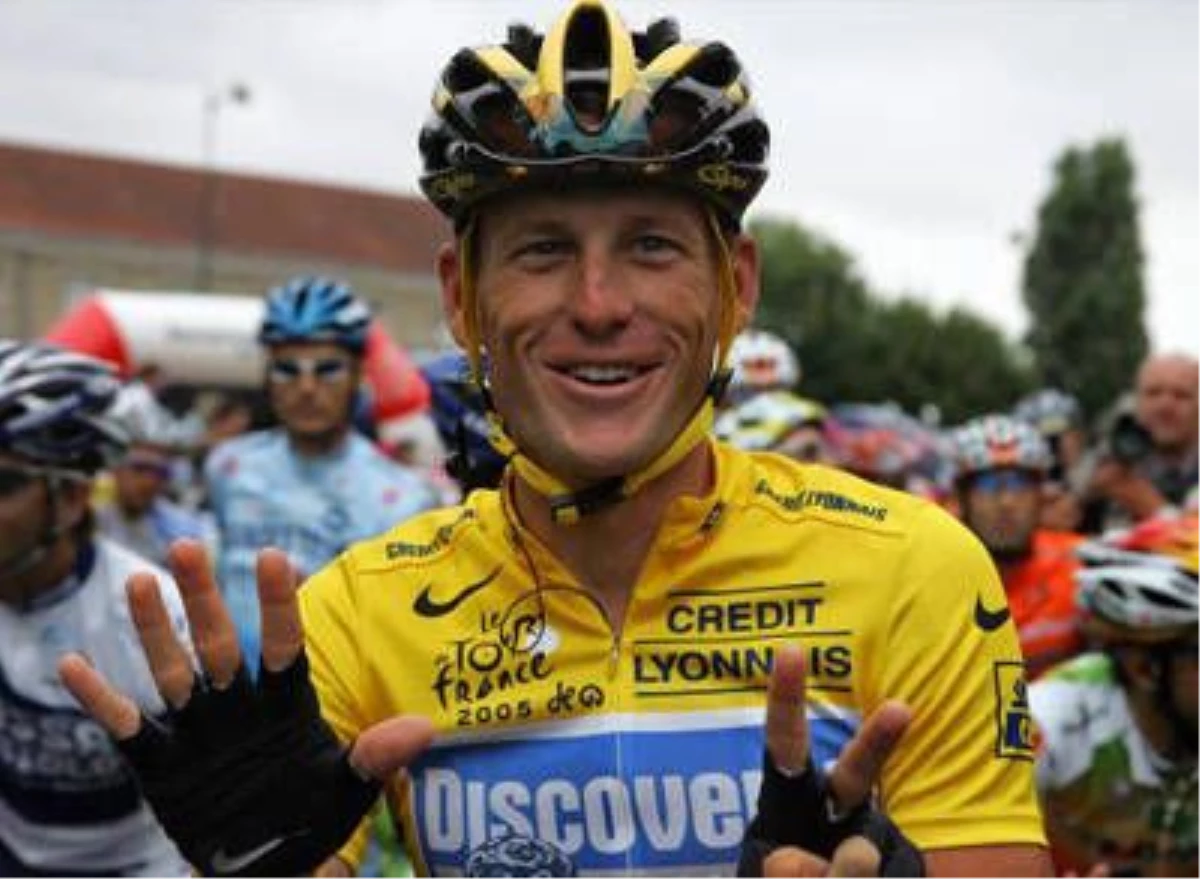 Lance Armstrong\'a Ömür Boyu Spordan Men Edildi