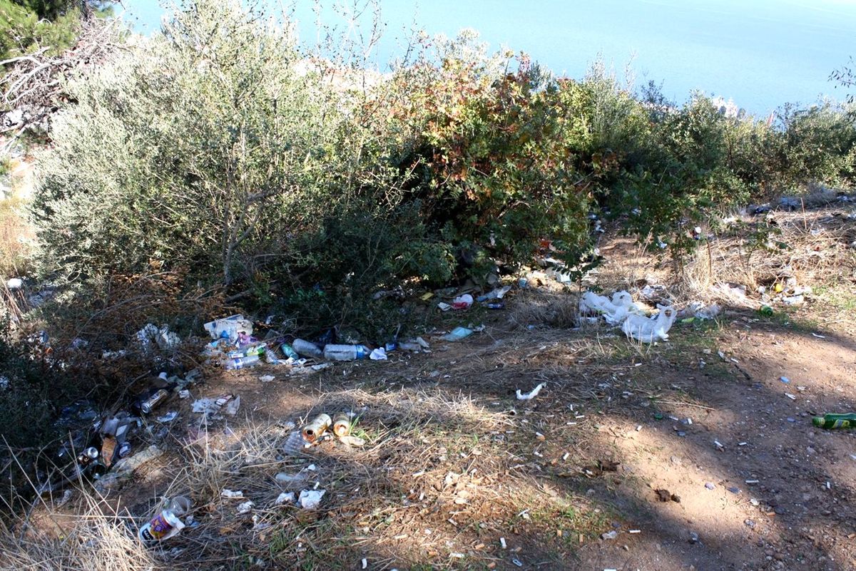 Mudanya Belediyesi Top Tepesini Düzenliyor