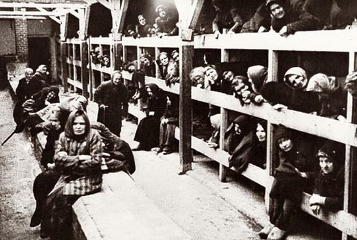 Polonya\'da En Yaşlı Auschwitz Kampı Tutuklusu Hayatını Kaybetti