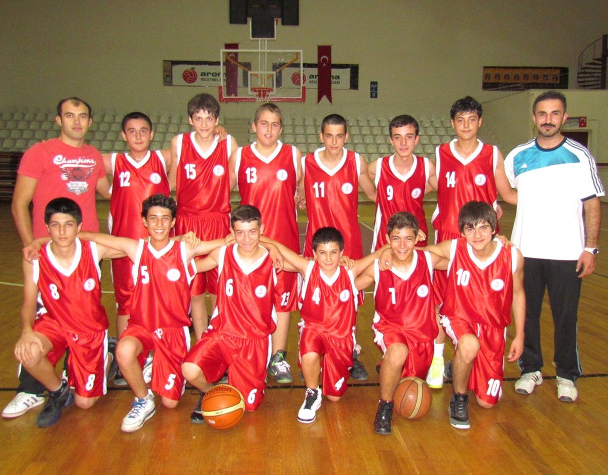 Potanın Ödemişli Efeleri Galibiyetle Başladı: 61-76