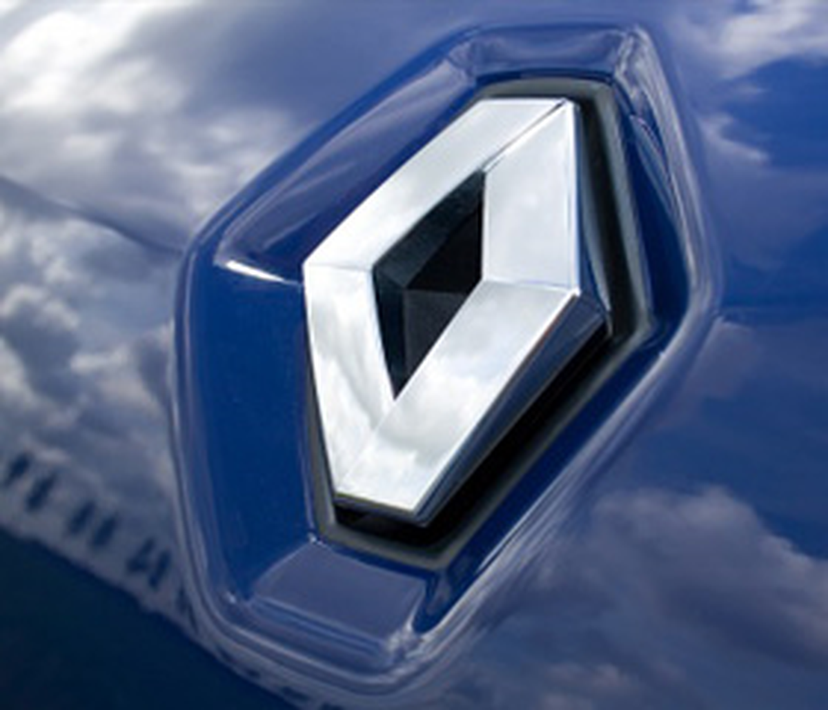 Renault Clio Araziye Hazırlanıyor