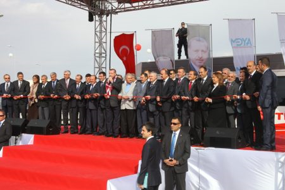 "Şehirden Dünya Lideri Geçti"
