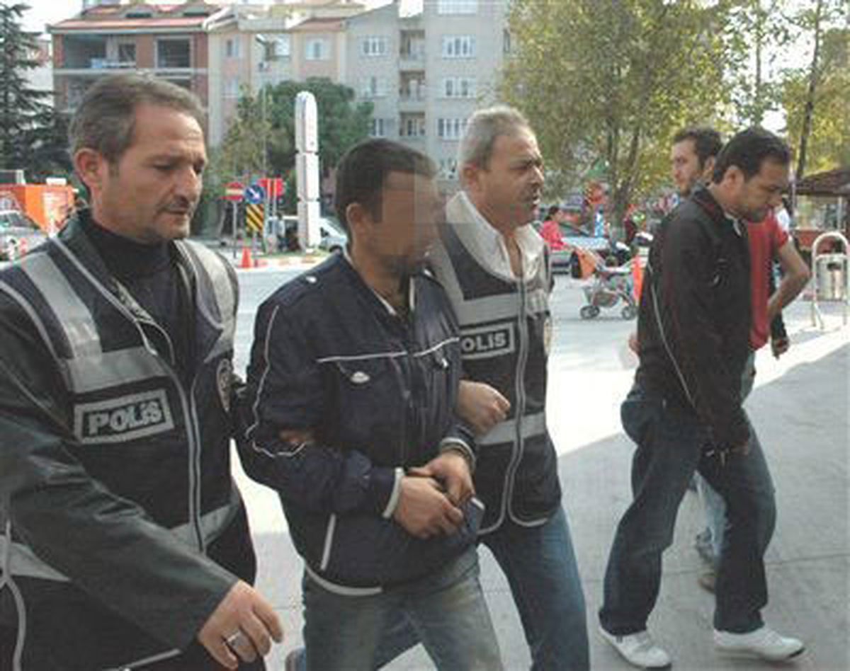 3 Aylık Kızını Döverek Öldürdü İddiası
