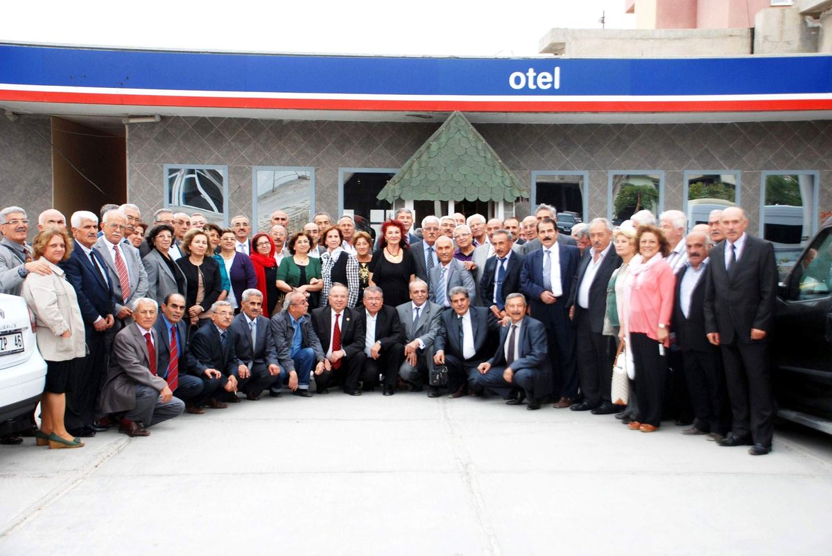 40 Yıl Sonra Besni\'de Buluştular