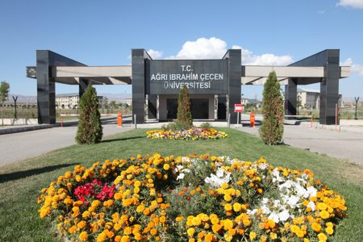 AÖF Öğrencilerine Danışmanlık Hizmeti