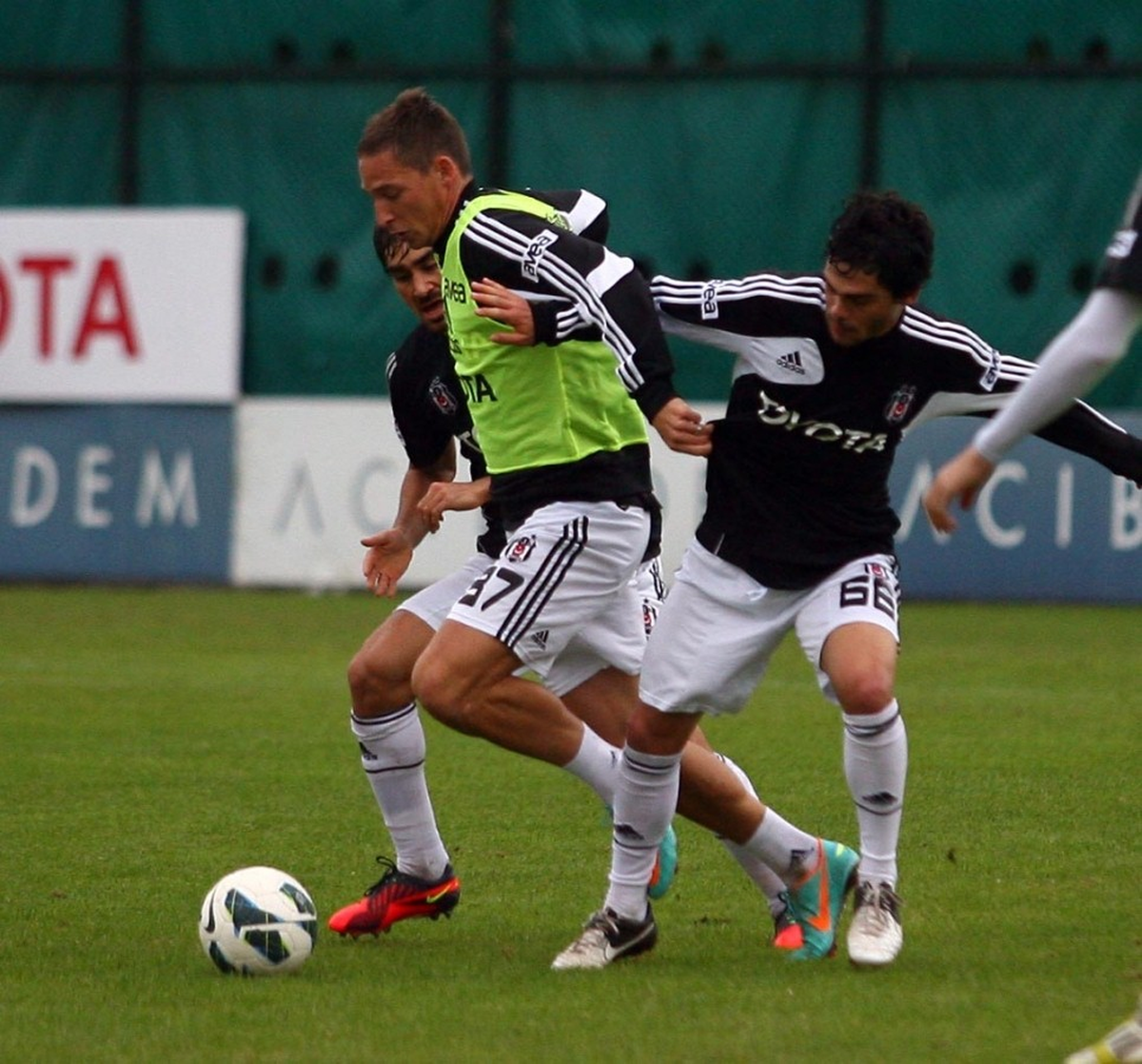 Beşiktaş\'ta, Kasımpaşa Maçı Hazırlıkları Sürüyor