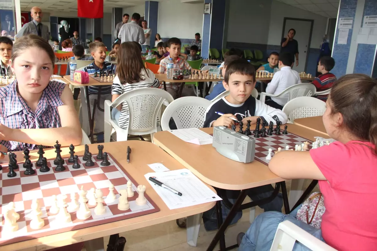 Giresun\'da Cumhuriyet Satranç Turnuvası Düzenlendi
