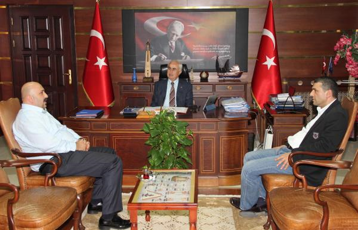 Giresunspor Yönetimi Vali Şahin\'den Destek İstedi