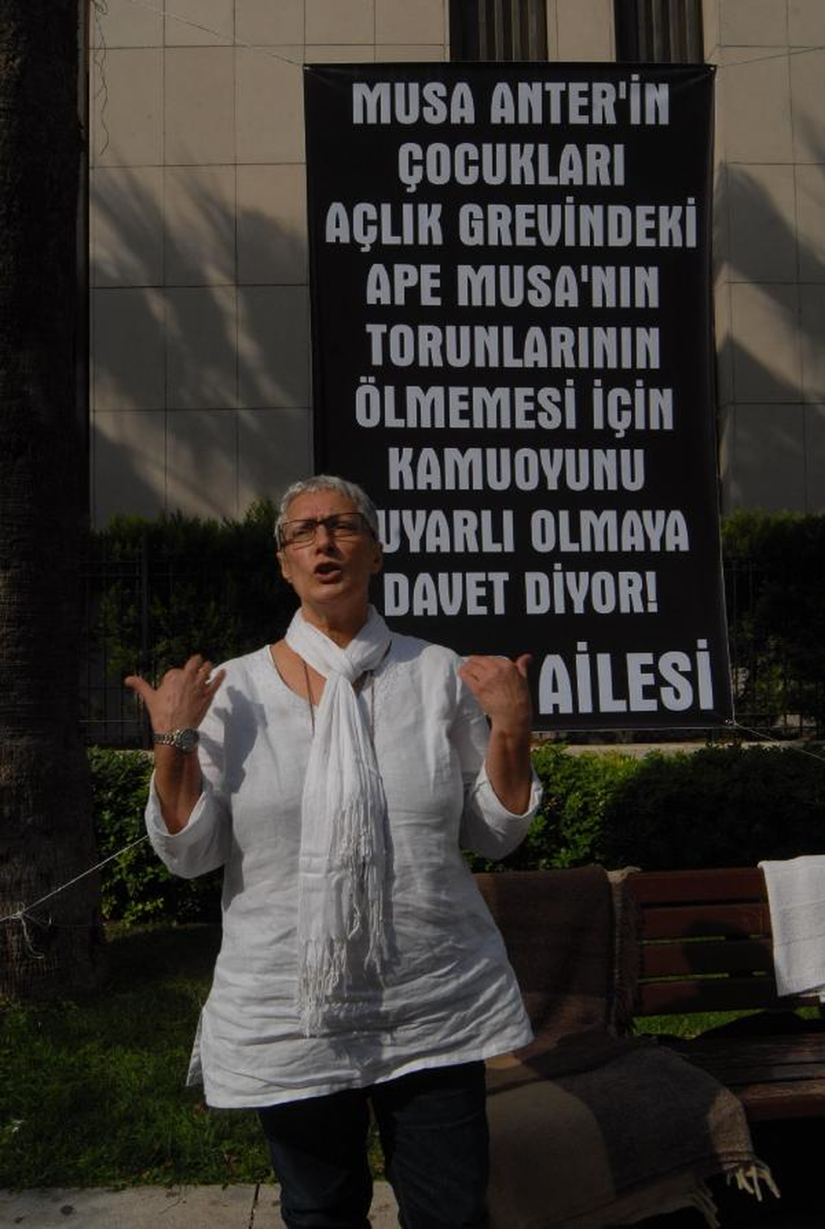 Musa Anter\'in Kızından Açlık Grevi Eylemine Destek