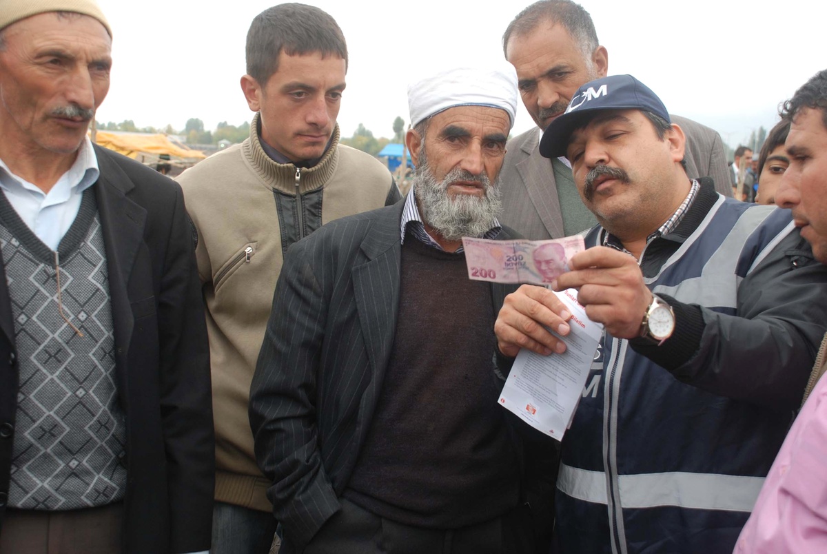 Polis Sahtekarlık ve Hırsızlığa Karşı Uyardı