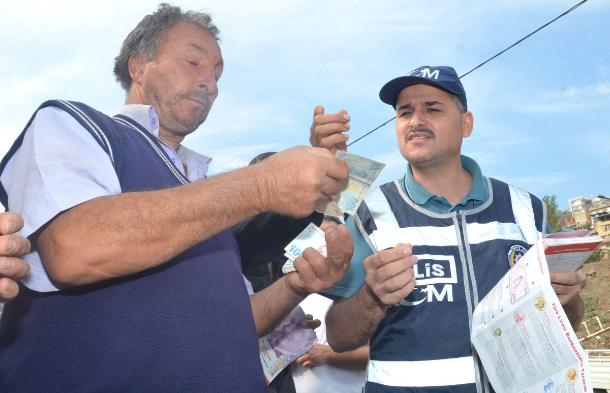 Polisten Sahte Para Uyarısı