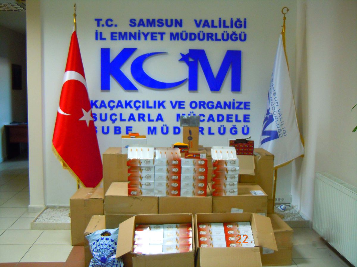 Samsun\'da Gümrük Kaçağı 209 Bin Makaron Ele Geçti