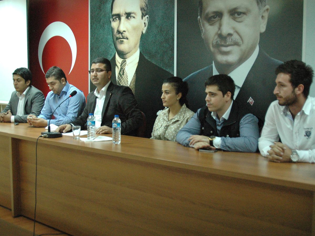 Seçilme Yaşının 18\'e İndirilmesi