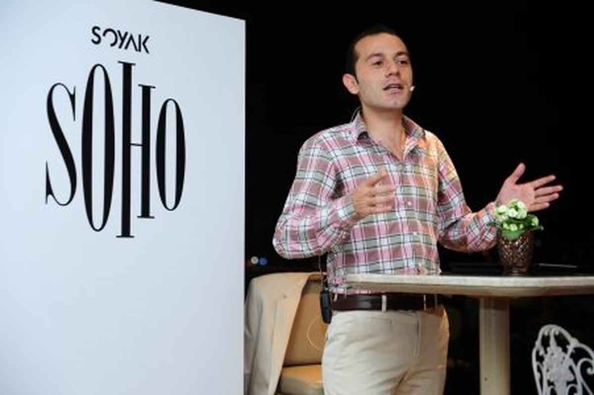 Soyak Soho Sohbetleri\'nin ilk konuğu Cüneyt Çakır\'dı