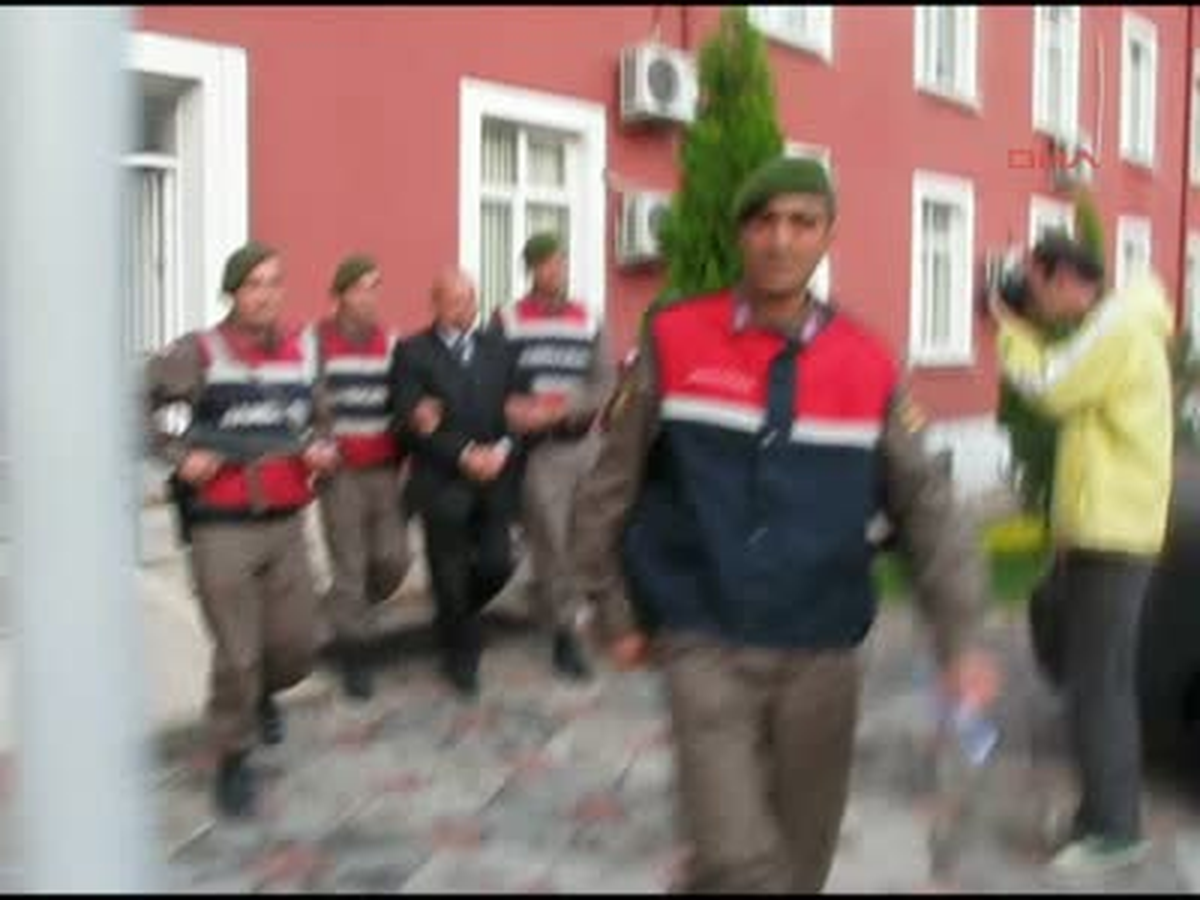 Tekirdağ Kız Öğrencileri Taciz Ettiği İddia Edilen Okul Müdürü Tutuklandı Kız Öğrencileri Taciz...