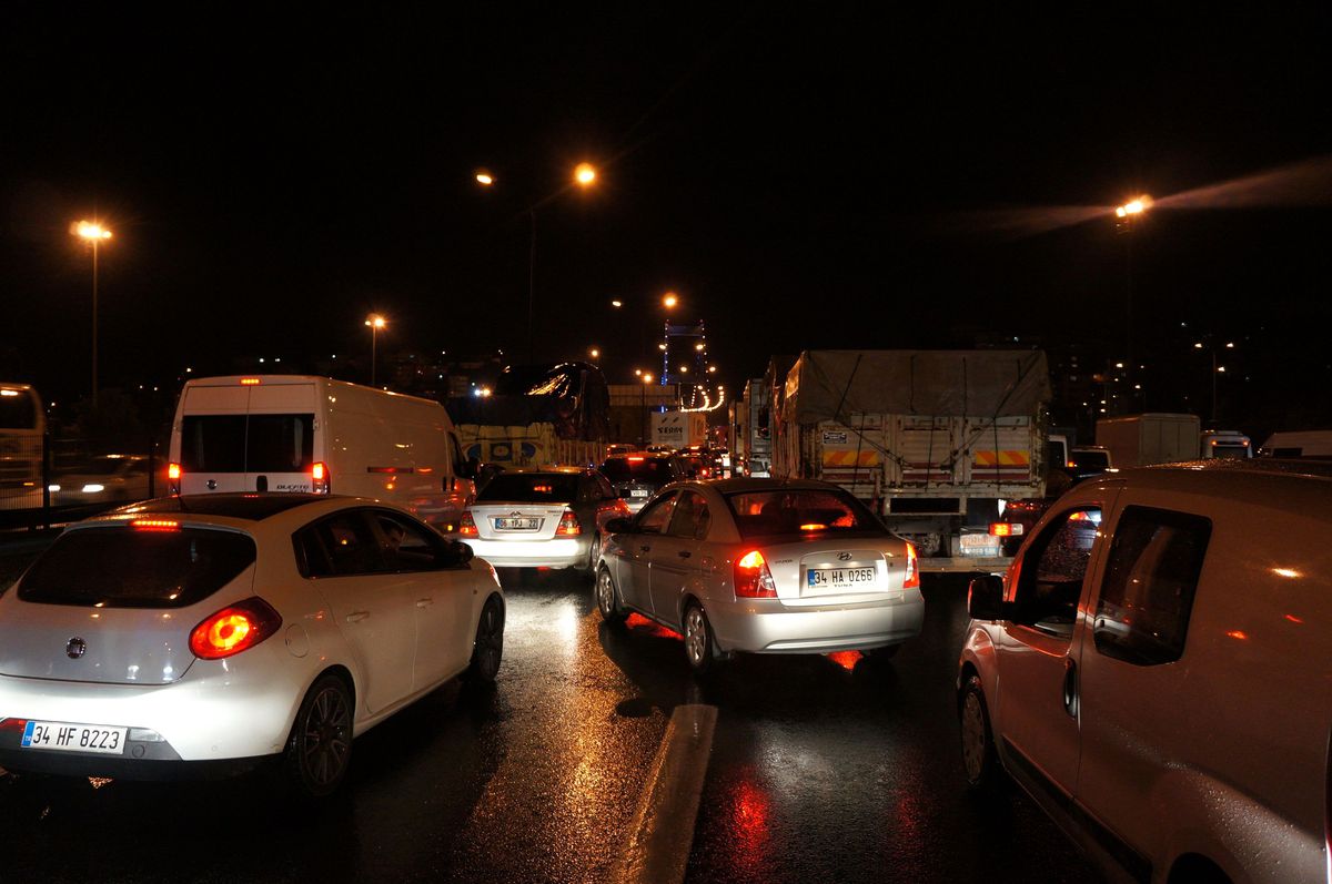 Tem\'de Bayram Trafiği