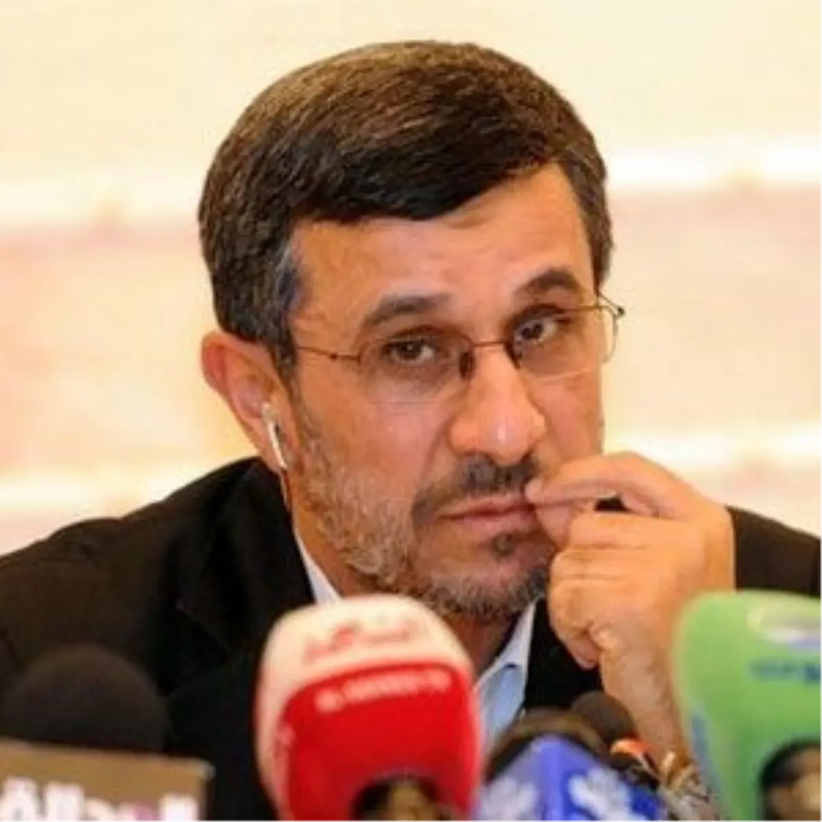 Ahmedinejad'ın, Evin Cezaevini Ziyaret Talebi