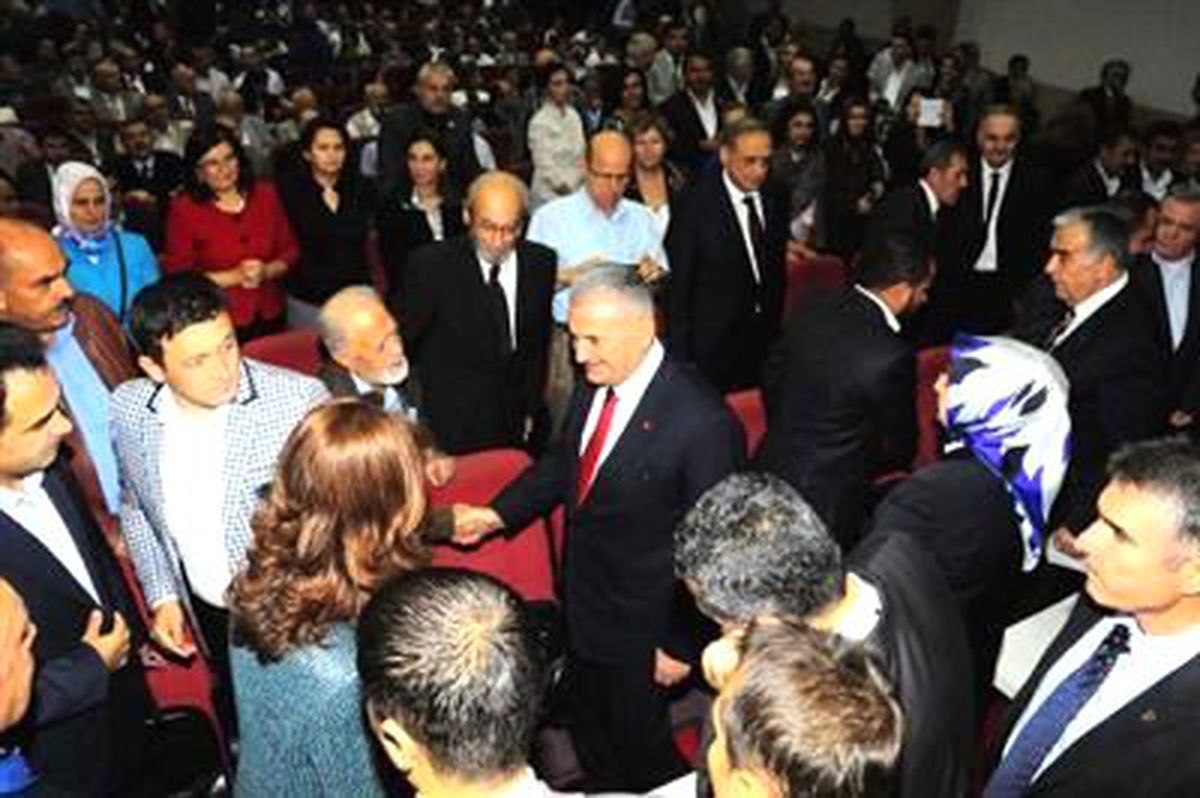 Bakan Yıldırım, Bayramlaşmada Hem CHP\'ye Hem Kocaoğlu\'na Çattı
