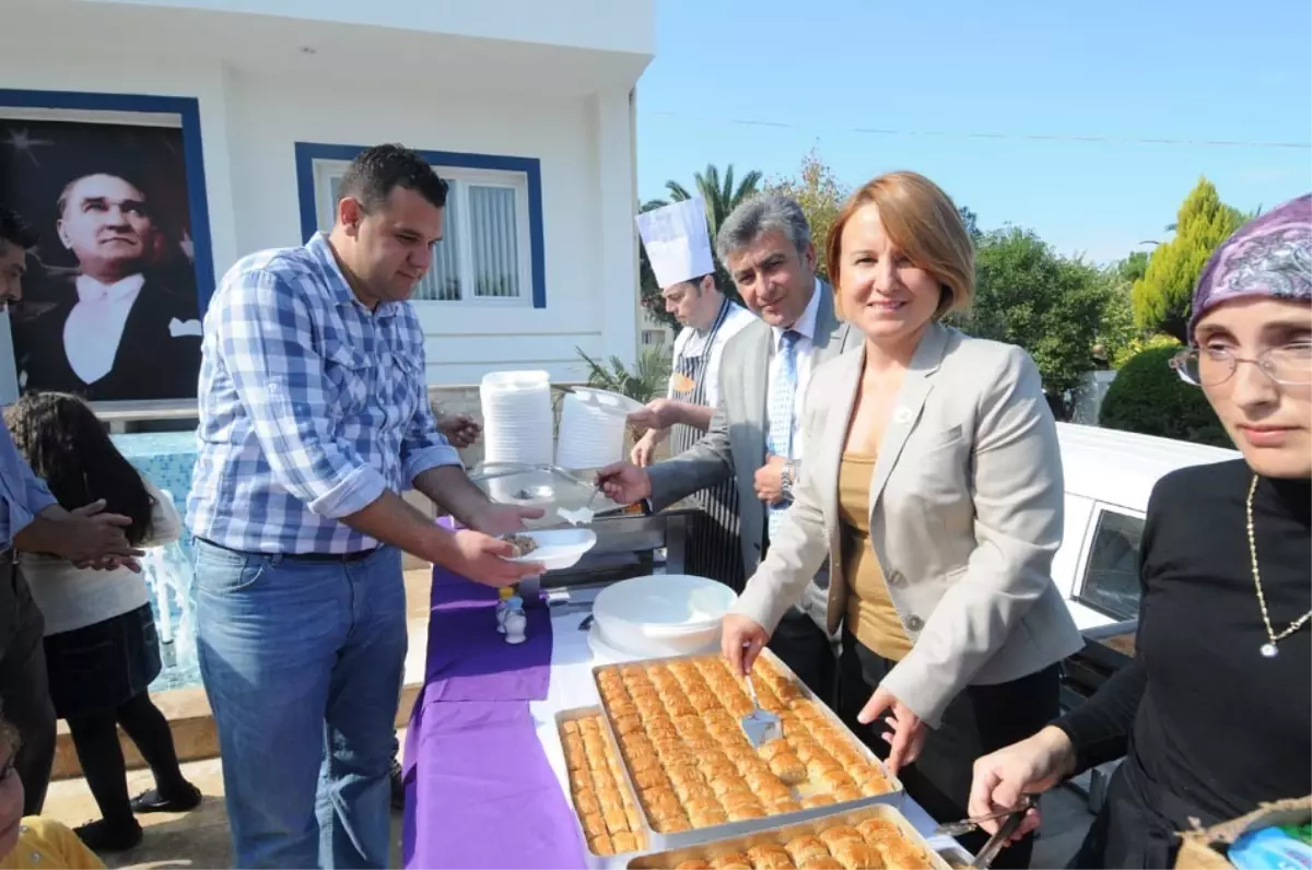 Başkan İnce, Halkla Bayramlaştı