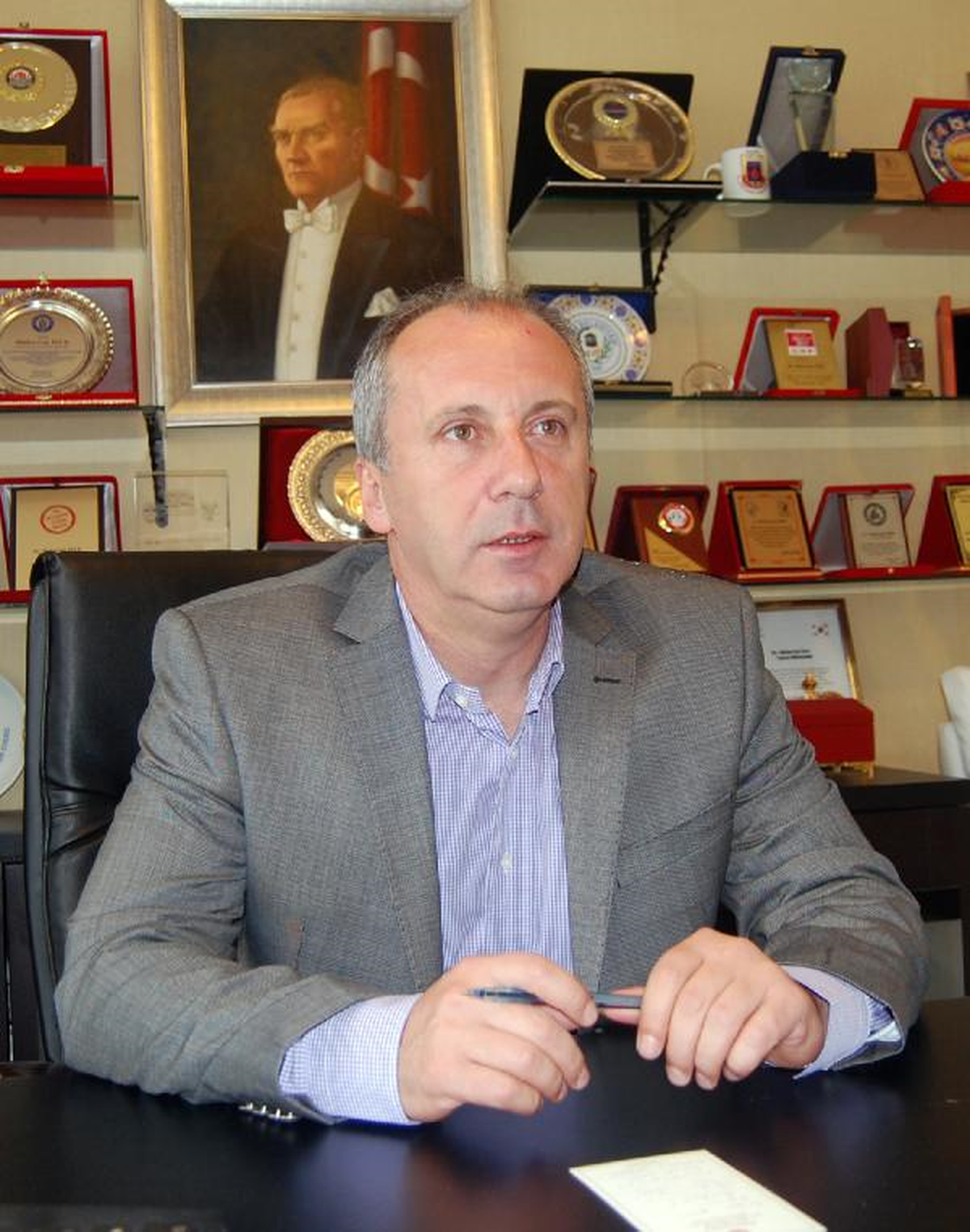CHP\'li İnce\'den Bakan Şahin\'e: Biber Gazı Tatmak İstiyorsa CHP\'li Vekillere Gaz Sıktırsın