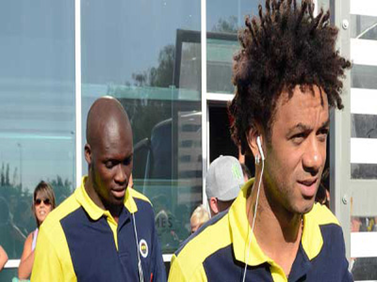 Fenerbahçe Kıbrıs\'ta