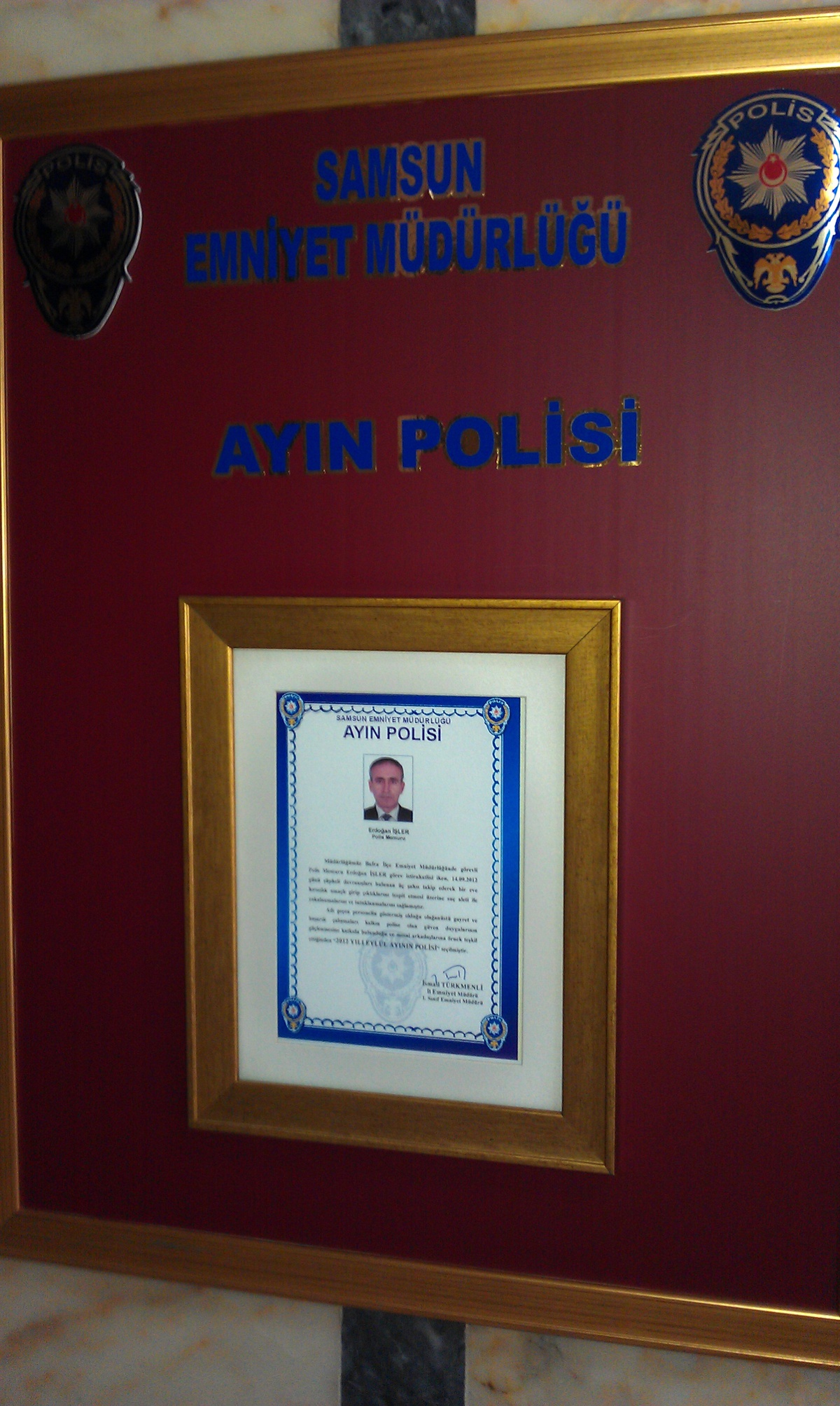 İzinli Gününde Hırsızları Yakalayınca Ayın Polisi Seçildi
