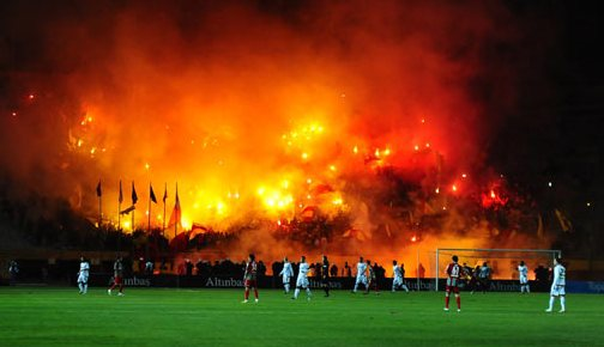 İzmir Derbiye Hazırlanıyor