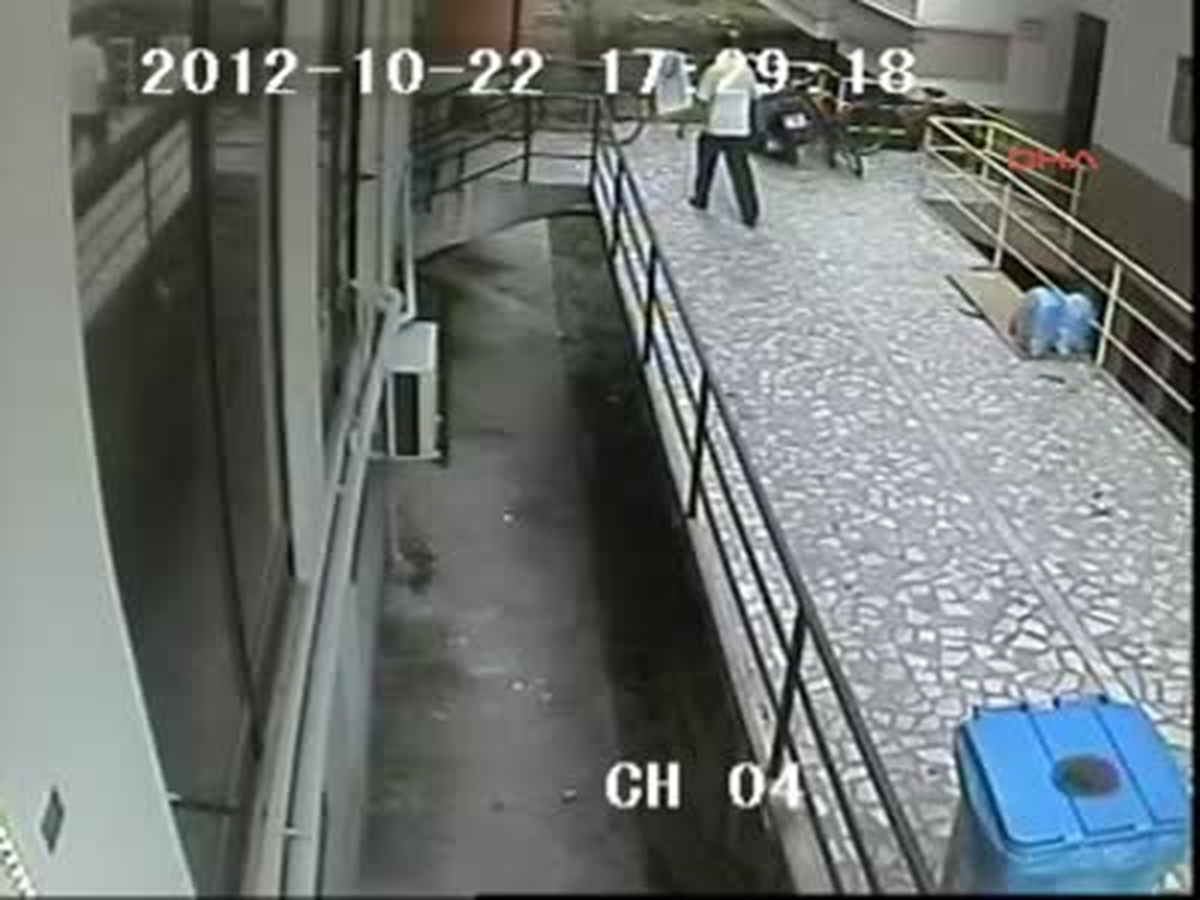 Komşuların Kavgası Kameraya Yansıdı