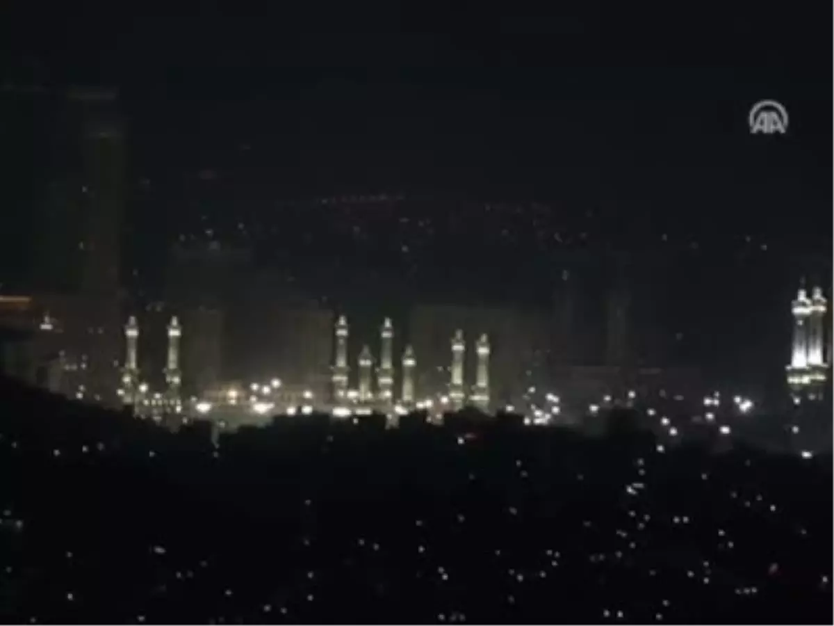 Kutsal Topraklarda Hac Coşkusu