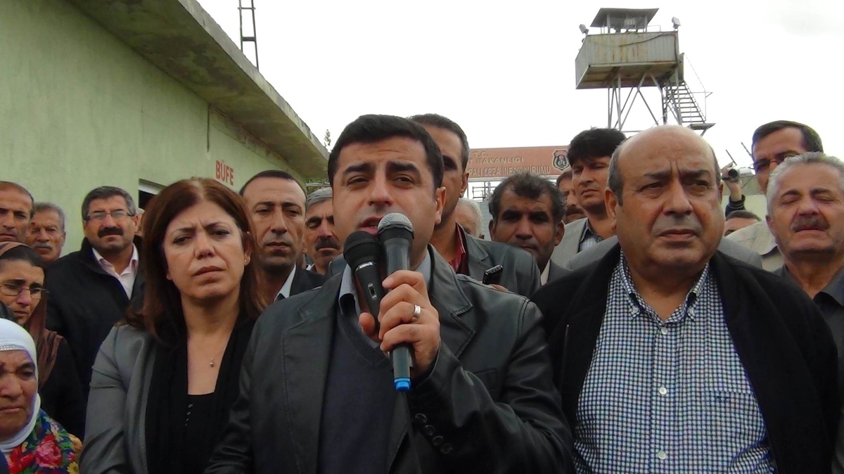 Midyatekdemirtaş Başbakanın Kafası mı Karışık
