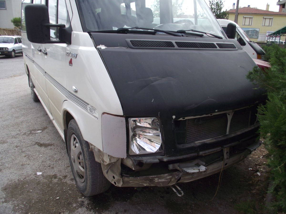 Motosiklet Sürücüsü Yaralandı