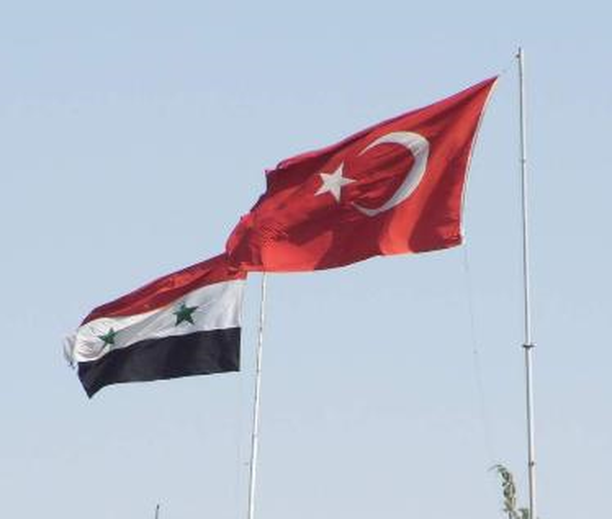 Suriye Sınırını Geçemeden Yakalandılar