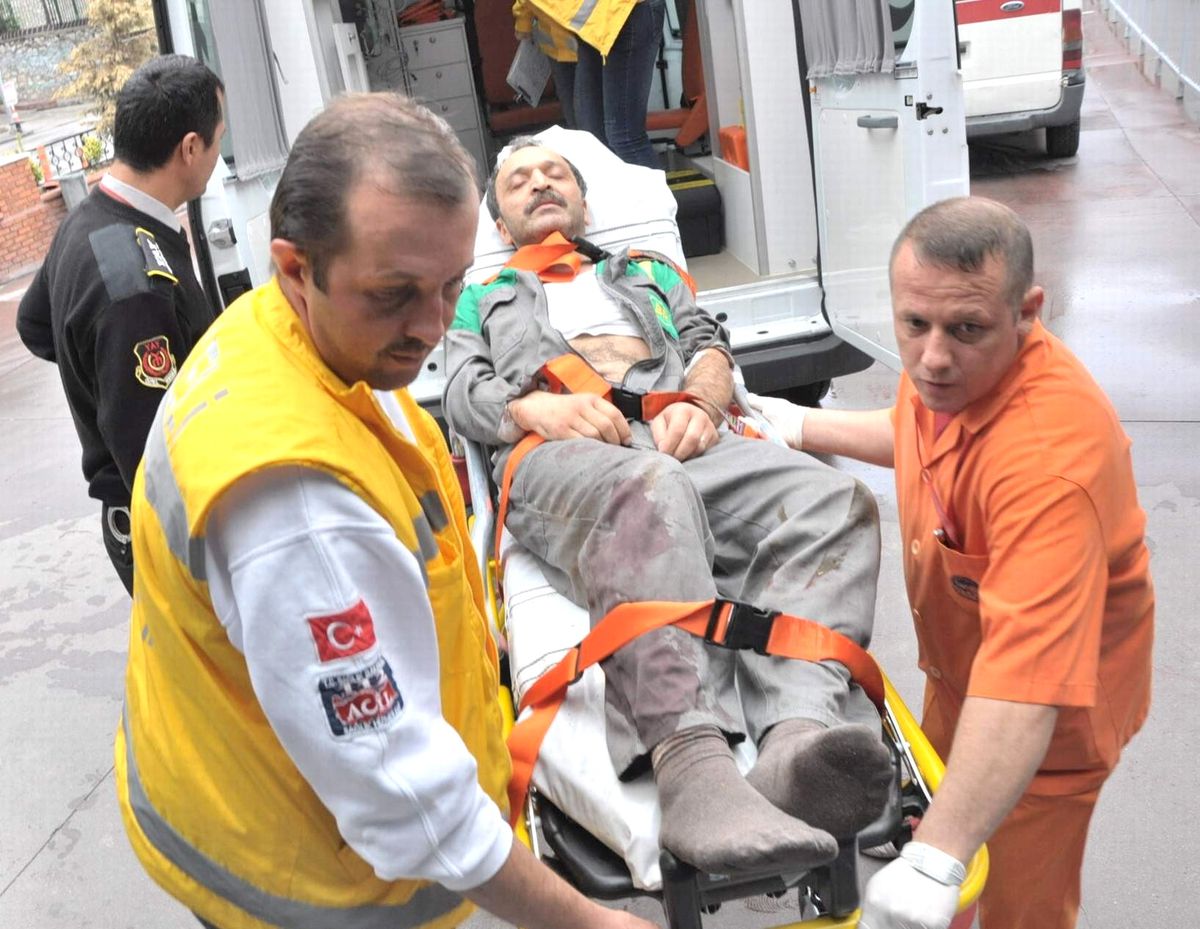 Acemi Kasaplar Hastanelere Akın Etti